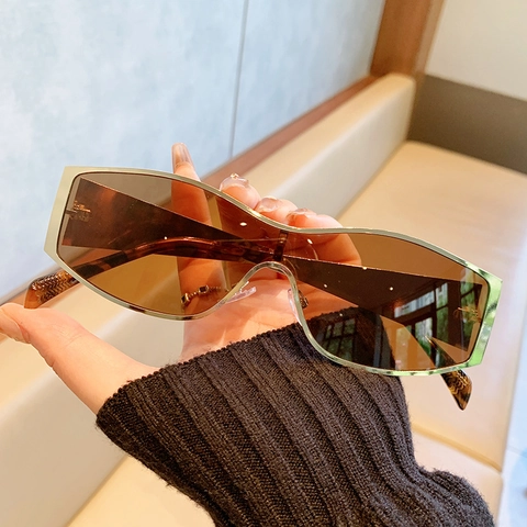 Wrap Around Sunglasses Metal Frame Integrated Lens Oversized Geometric UV400 Protection Retro Y2K Fashion For Women