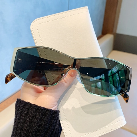 Wrap Around Sunglasses Metal Frame Integrated Lens Oversized Geometric UV400 Protection Retro Y2K Fashion For Women