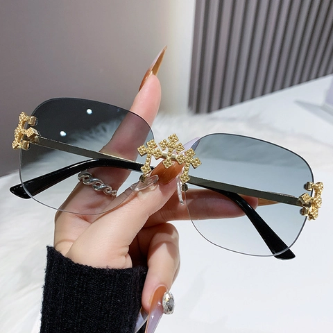 Vintage Rimless Square Sunglasses Metal Cross Decoration UV400 Protection Fashion Outdoor Eyewear For Women Punk Style