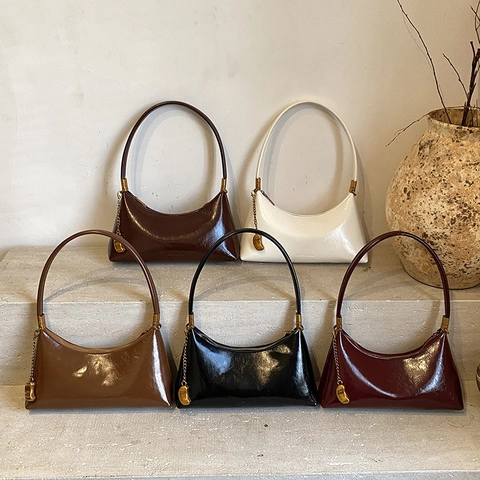 Borsa Sottobraccio In Pelle PU Lucida Per Donna Borsa A Tracolla A Mezzaluna Con Ciondolo Dorato Retro Versatile Elegante