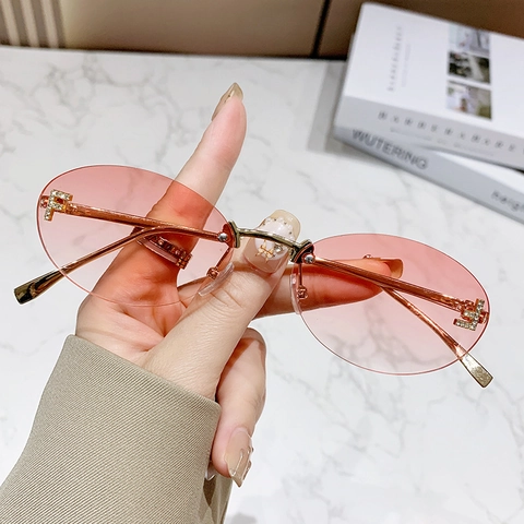 Rimless Oval Sunglasses For Women Gradient PC Lenses Metal Frame Fashion Eyewear With Sparkling Rhinestone Decoration
