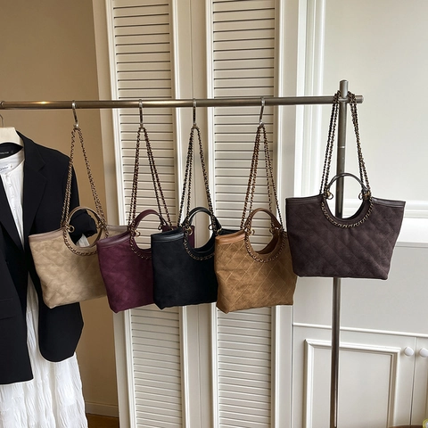 Gesteppte Tragetasche Wildlederimitat Große Kapazität Schultertasche Mit Metallkettenriemen Vintage Elegant Für Frauen