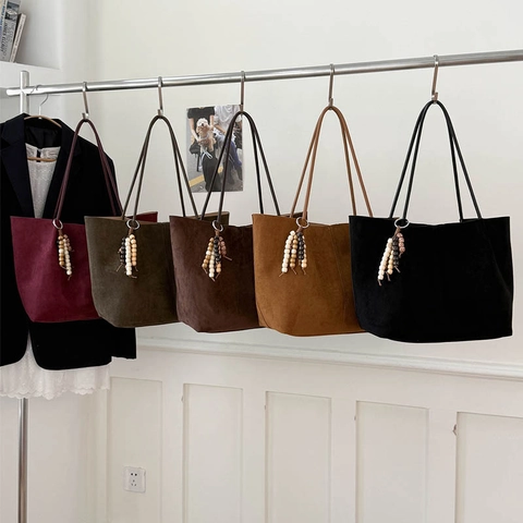 Femmes Grande Capacité Cabas Décontracté Minimaliste Velours Côtelé Sac à Bandoulière Sac Commuter Sous les Aisselles Avec Pendentif Perlé