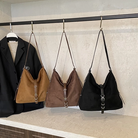 Bolso Tote de Gamuza de PU de Gran Capacidad para Mujer Bolso de Hombro Hobo Retro Con Decoración de Anillo de Metal Bolso Casual