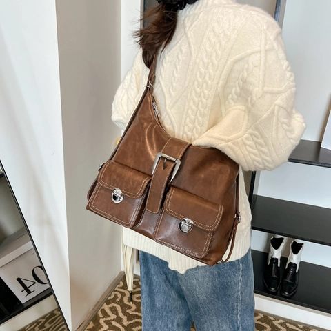 Sac à Épaule en Cuir PU Vintage Grande Capacité Multi Poches Surpiqûres Contrastées Rétro Sac Bandoulière Pour Femme Quotidien
