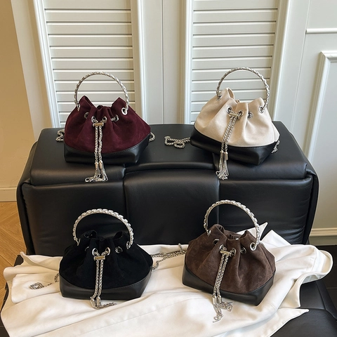 Sac Seau en Daim Synthétique et Cuir PU pour Femmes Color-block Luxe Calme Minimaliste Chaîne Cordon Sac Épaule Avec Anneau Métal Gland