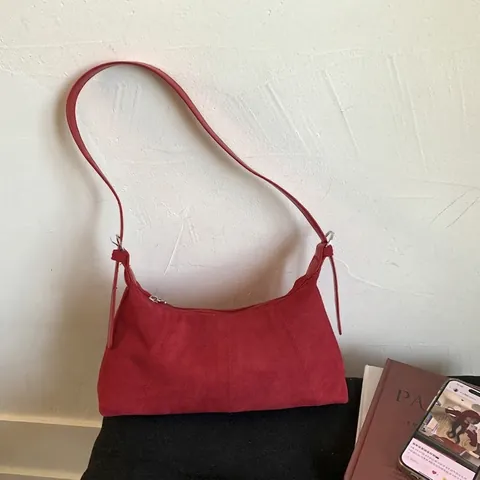 Bolso de Axila Minimalista Aspecto de Gamuza para Mujer Bolso de Hombro de Cuero PU Color Sólido Gran Capacidad Urban Fashion Baguette Bag