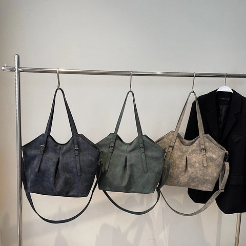 Vintage Large Capacity Women Tote Bag Matte PU Leather Minimalist Shoulder Handbag With Adjustable Strap Daily Commute Bag