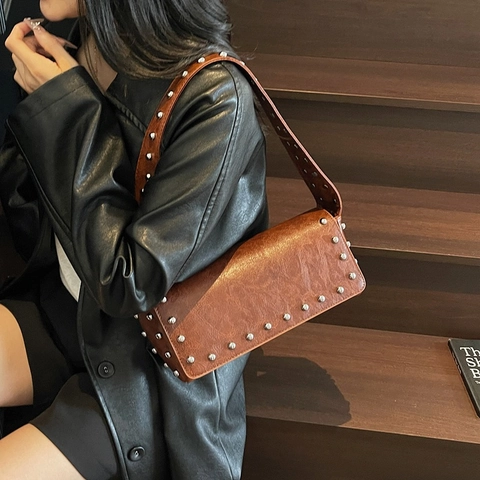 Vintage Rivet Studded Underarm Shoulder Bag PU Leather Wide Strap Y2K Punk Retro Rectangular Baguette Bag For Women