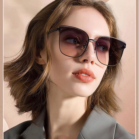 Oversized Square Sunglasses Metal PC Frame UV400 Protection Gradient Lens Hollow Double Bridge Chic Eyewear Unisex