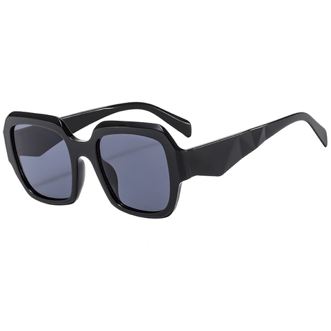 Oversized Square Sunglasses For Women UV400 Protection Retro PC Frame AC Lens Fashion Geometric Temples Trendy Eyewear