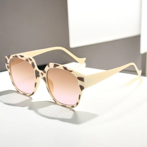 Retro Oversized Square Sunglasses UV400 Protection PC Frame Geometric Gradient Lens Fashion Chic Eyewear For Women