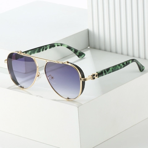 Occhiali Da Sole Aviator Montatura In Metallo Protezione UV400 Lenti Sfumate Moda Retro Per Uomini Donne