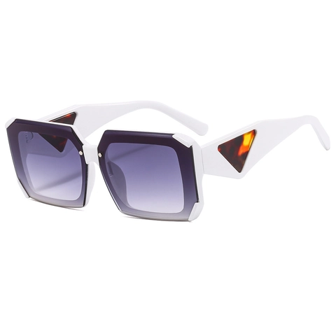 Retro Oversized Square Sunglasses For Women Men UV400 Protection Trendy Gradient Lens PC Frame Fashion Eyewear