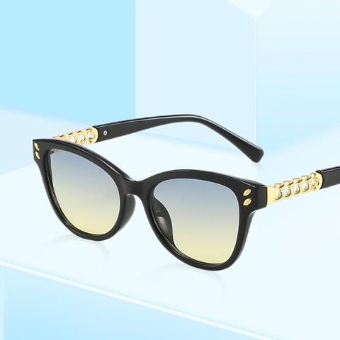 Cat Eye Square Sunglasses With Metal Chain Temples UV400 Protection PC Frame Retro Fashion Eyewear For Women
