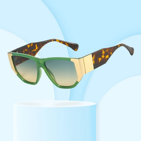 Fashion Square Sunglasses For Women Men Retro Oversized Thick Frame Gold Metal Decor UV400 Protection Eyewear Trend