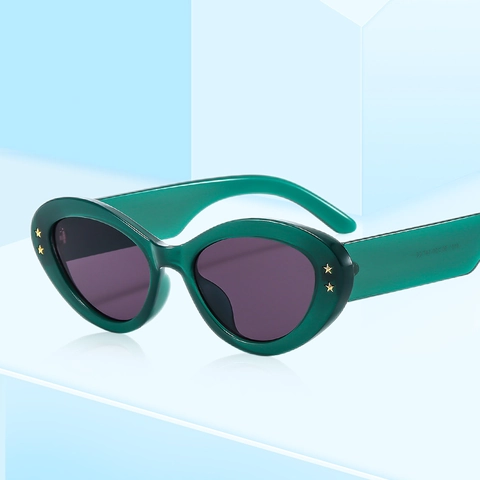 Lunettes De Soleil Œil De Chat Rétro Protection UV400 Monture PC Avec Rivets Étoiles En Métal Style Baroque Pour Femmes