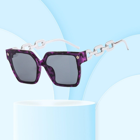 Square Oversized Sunglasses UV400 Protection Metal Chain Temples Star Rivets Hip Hop Street Fashion Eyewear For Women