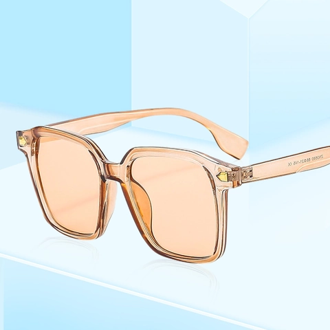 Square Sunglasses Retro Oversized PC Frame UV400 Protection Metal Rivets Fashion Vintage Eyewear For Women Men