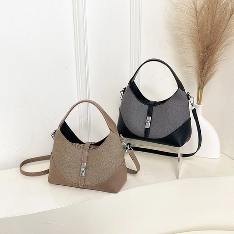 Bolso Hobo Elegante De Cuero PU Y Costuras De Tela Color En Contraste Media Luna Bolso De Hombro Cruzado Para Mujer Casual