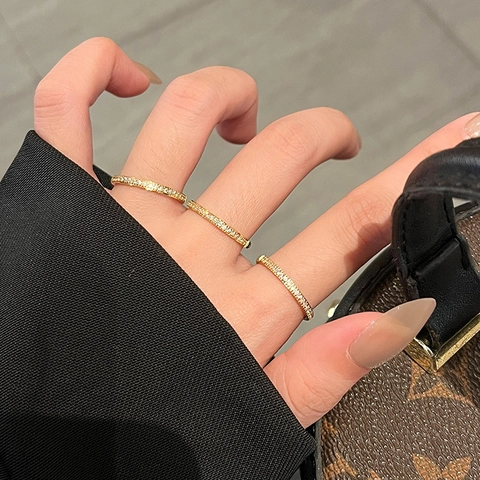 Minimalist Titanium Steel 18K Gold Plated Ring For Women Micro Inlaid Zirconia Thin Band Light Luxury Finger Ring Jewelry