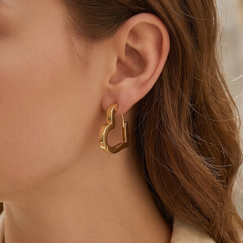 Minimalistische Kupferne Ohrstecker Mit Hohlem Herz Stern Für Damen Vergoldeter Geometrischer Modeschmuck Nischen-Design Accessoires