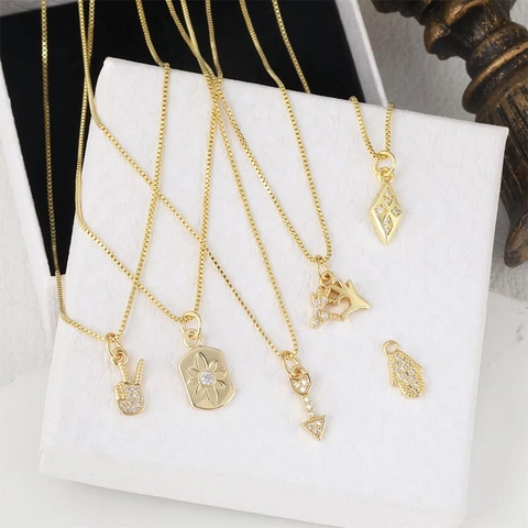 Mode Anhänger Halskette Vergoldetes Kupfer Zirkonia Hand Der Fatima Herz Stern Blume Eleganter Schmuck Für Damen