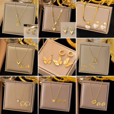Vintage Titanium Steel Jewelry Gold Plated Necklace And Earrings For Women Heart Butterfly Pendant Light Luxury Accessory