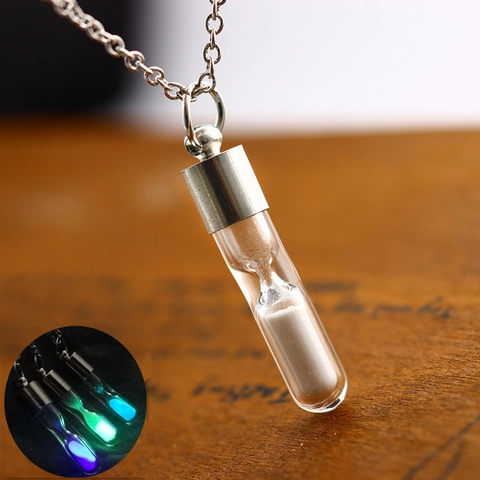 Luminous Hourglass Glass Pendant Necklace Alloy Stainless Steel Chain Quicksand Wishing Bottle Glow In The Dark Jewelry
