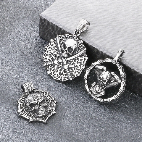 Ciondolo Teschio in Acciaio Inossidabile Vintage per Uomo Testa di Fantasma Pirata Gotico Punk Collana Gioielli Accessori per Festa di Halloween