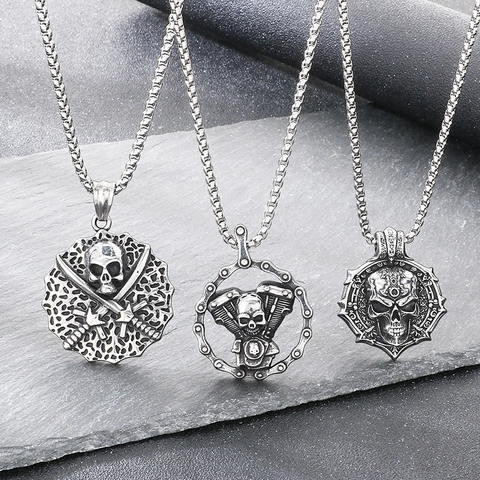 Ciondolo Teschio in Acciaio Inossidabile Vintage per Uomo Testa di Fantasma Pirata Gotico Punk Collana Gioielli Accessori per Festa di Halloween