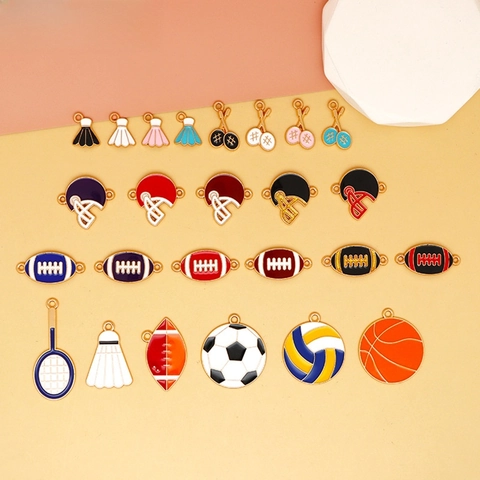 Breloques en Alliage de Zinc Émail Ballon de Sport pour Fabrication de Bijoux DIY Football Basketball Badminton Casque Forme Pendentifs Accessoires Clé Décoratifs