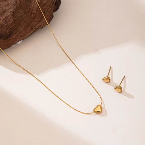 Minimalist Stainless Steel Heart Pendant Necklace Small Heart Stud Earrings For Women Tiny Gold Silver Neckwear Delicate Daily Jewelry Gift