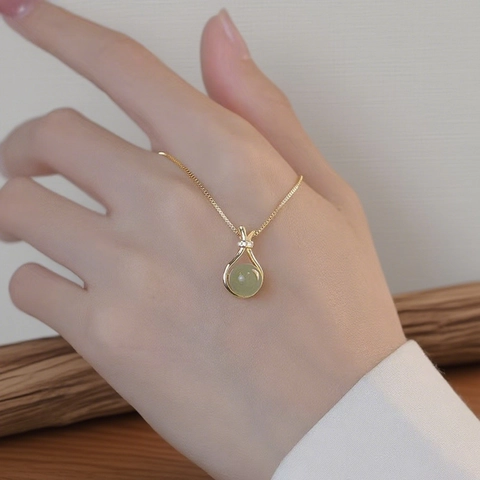 Elegante Titanstahl Künstliche Perlenanhänger Halskette Für Frauen Vergoldet Zierliche Schlüsselbeinkette Katzenauge Stein Schmuck