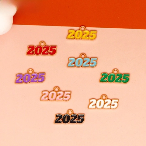 2025 Year Number Charm Alloy Enamel Pendant For DIY Jewelry Making Bracelet Keychain Decoration Alloy Drip Oil Accessories