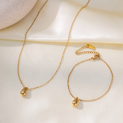 Bijoux Pendentif Goutte Deau Or 18 Carats Plaqué Acier Inoxydable Collier Et Bracelet Minimaliste Pour Femmes