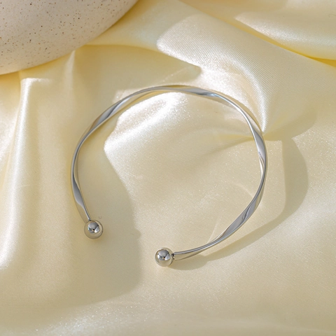 Gedraaide Manchet Bangle Armband Roestvrij Staal Mobius Ontwerp Open Minimalistische Mode Sieraden Voor Vrouwen