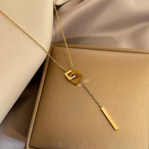Minimalist Titanium Steel Necklace Women Gold Plated Interlocking Geometric Square Pendant Long Vertical Bar Y Shape