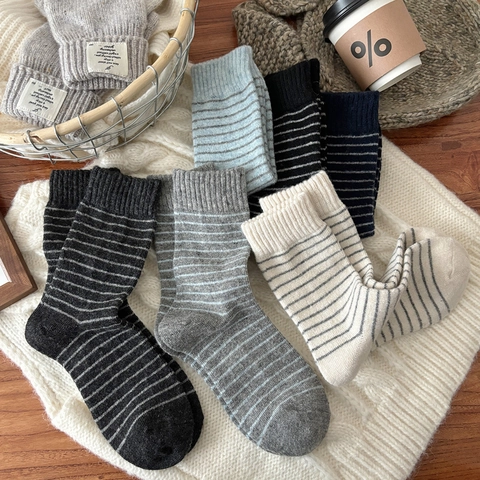 Damen Crew Socken Wollmischung Gestreift Dick Warm Gestrickt Retro Vintage Wadenlang Lässig Winter Herbst Weich Bequem Mode