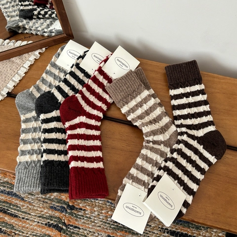 Damen Wollmischung Gestreifte Crew Socken Dicke Warme Winter Zopfmuster Lässige Retro Mittlere Tube Strümpfe