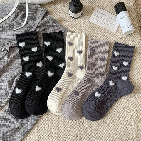 Damen Wadenlange Socken Viscosemischung Rippstrick 3D Beflocktes Herzmuster Koreanischer Süßer Stil Verdickt Warm Mode