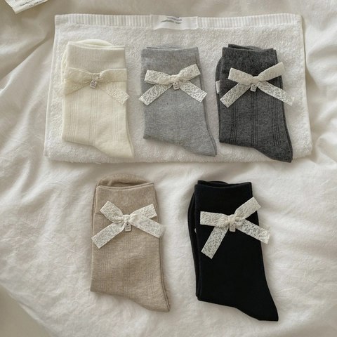 Chaussettes Mi-Mollet Pour Femmes Coton Peigné Avec Nœud En Dentelle Et Pendentif En Métal Tricot Côtelé Respirant Mori Girl
