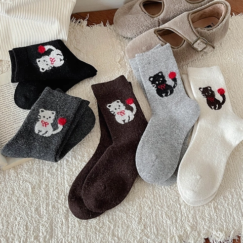 Women Crew Socks Wool Blend Thickened Warm Winter Autumn Cute Cartoon Cat Embroidery Casual College Style Mid Calf