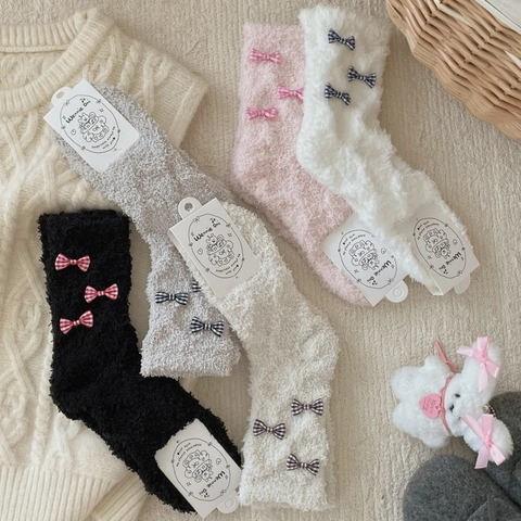 Damen Flauschige Socken Korallenvlies Warm Dick Winter Mittelhoch Schlaf Socken Süße Schleife Dekorativ Weich
