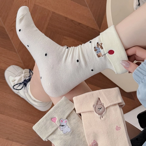 Women Crew Socks Cotton Blend Cartoon Animal Embroidery Polka Dot Pattern Folded Cuff College Style Breathable Casual