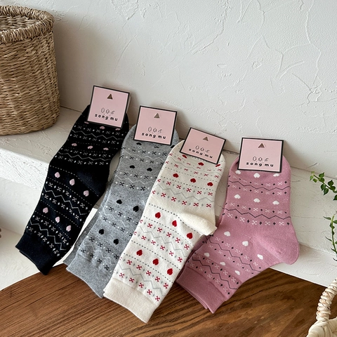 Damen Crew Socken Gekämmte Baumwolle Herzmuster Geometrisch Vintage Fair Isle Barock Stil Süße Wadenlange Socken