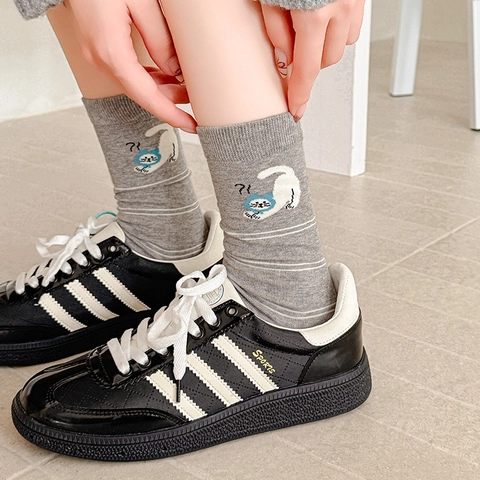 Women Mid-Calf Socks Australian Cotton Cute Cartoon Animal Embroidery Sweat-Absorbent Soft Breathable Academy Style