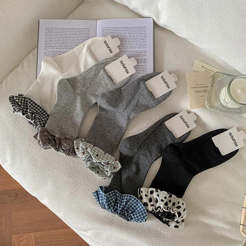 Women Crew Socks Cotton Blend Ruffle Trim Plaid Pattern Ribbed Knit Sweet Lolita Style Breathable Mid Calf