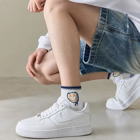 Men Crew Socks Cotton Blend Sweat Absorbent Seamless Streetwear Letter Print Smiley Face Pattern Breathable Casual Sport