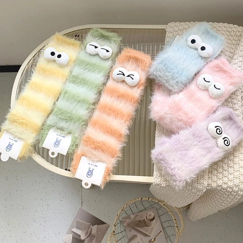 Chaussettes Pelucheuses Pour Femmes Épaisses Chaudes Polaire Corail Rayées Avec Yeux De Dessin Animé 3D Maison